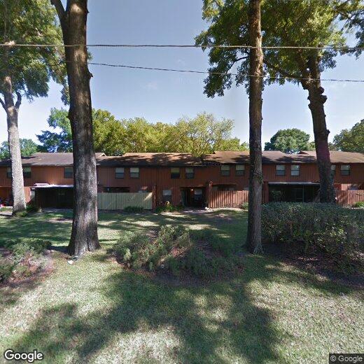 Primary Photo - 2701 NE 10th St