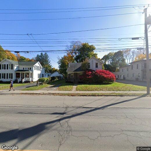 Foto principal - 105 Tompkins St