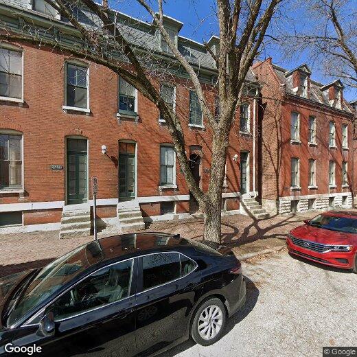 Primary Photo - Menard Apartments
