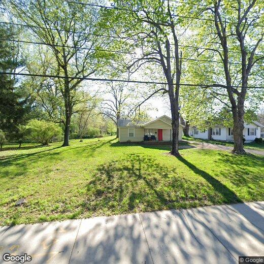 Primary Photo - 714 S Oak Grove Ave