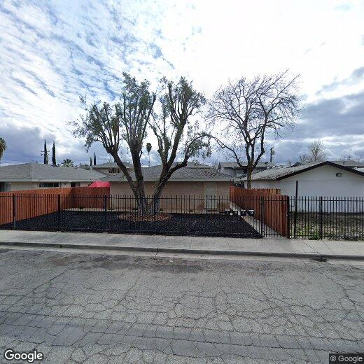 Primary Photo - 1265 Olive Tree Ln
