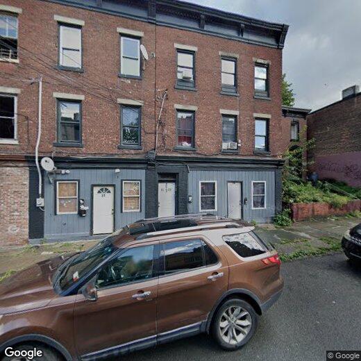 Primary Photo - 85 William St