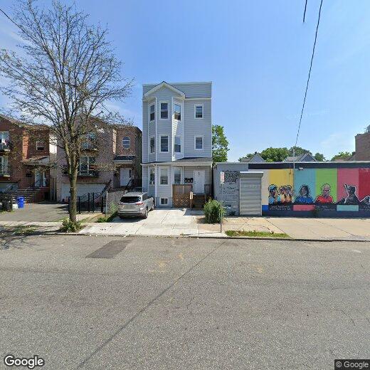 Primary Photo - 547 Hawthorne Ave