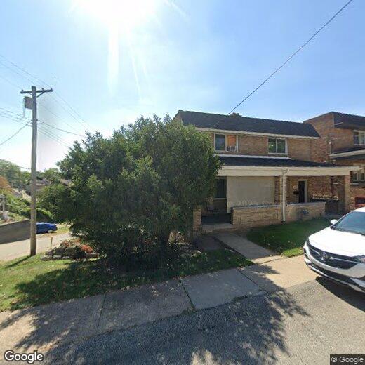 Primary Photo - 400 Reifert St