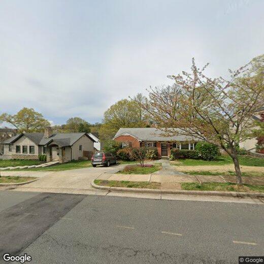 Primary Photo - 302 Yale Dr