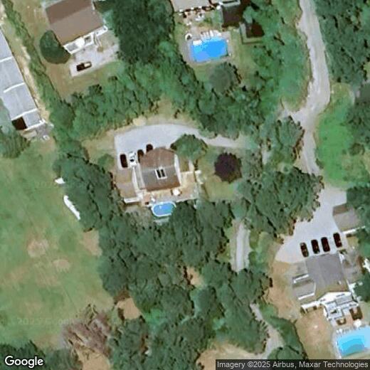 Primary Photo - 290 Montauk Hwy