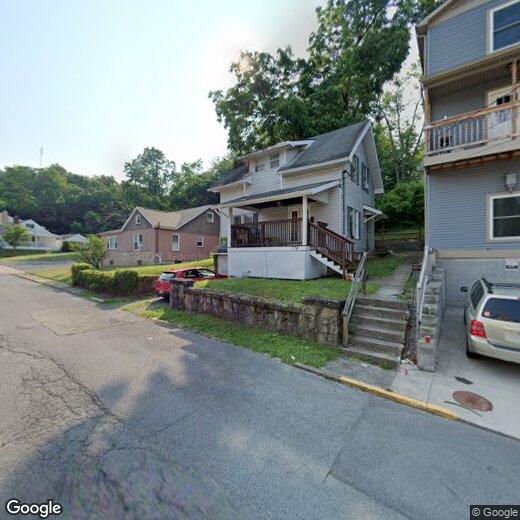 Primary Photo - 341 Spruce St