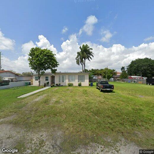 Primary Photo - 330 SW 79th Ct