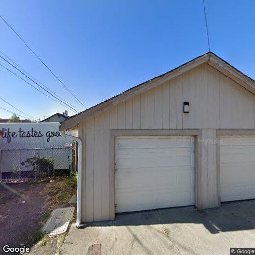 Primary Photo - 451-453 Roberts St