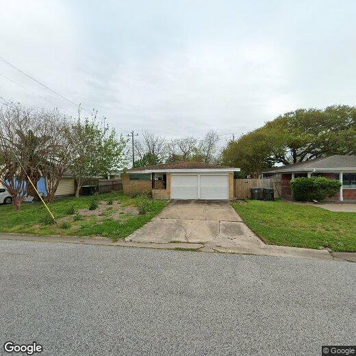 Primary Photo - 11 Manor Way