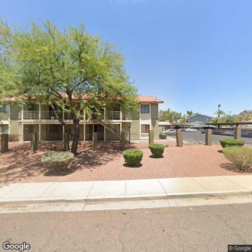 Foto principal - 2 bedroom 2 bath condo located in a gated ...