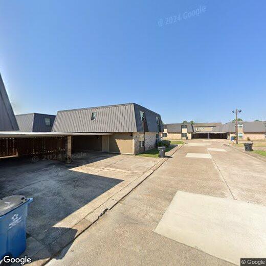 Primary Photo - 3925 Crow Rd