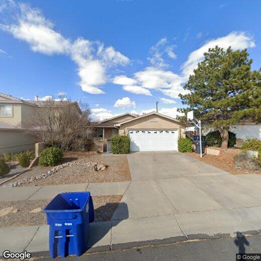Foto principal - 7123 Tourmaline Rd NE