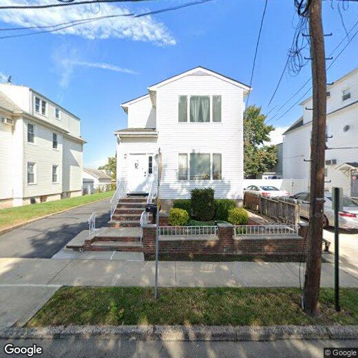 Foto principal - 157 Banta Ave
