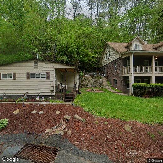 252 Coal Valley Rd, Clairton, PA 15025 Apartment for Rent in Clairton
