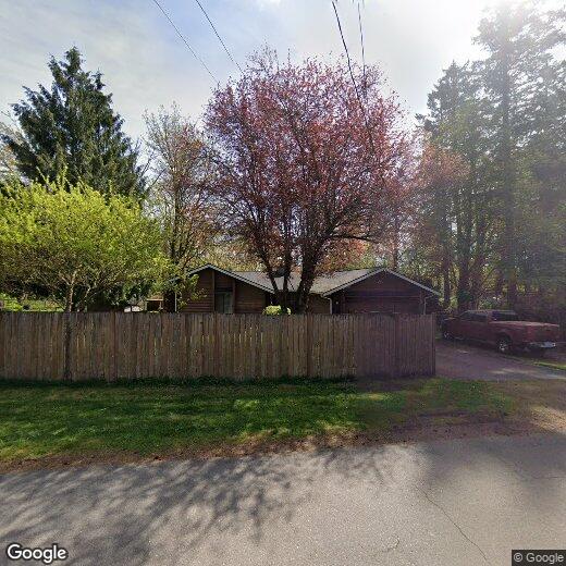 Primary Photo - Auburn Area Rambler on quiet street