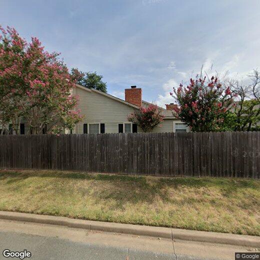 Foto principal - Quite Peaceful HOA TownHome