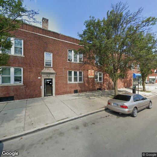 Primary Photo - Clean and Spacious apartment! Great locati...