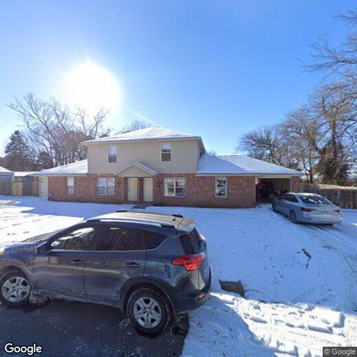1506 E Central St, Siloam Springs, AR 72761 Townhome Rentals in