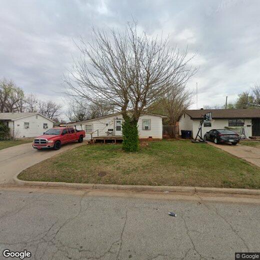Primary Photo - 6408 S Lindsay Ave
