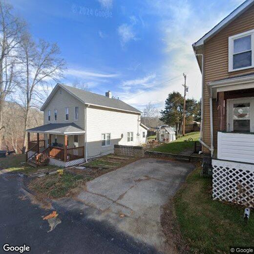 Primary Photo - 158 Washington Dr