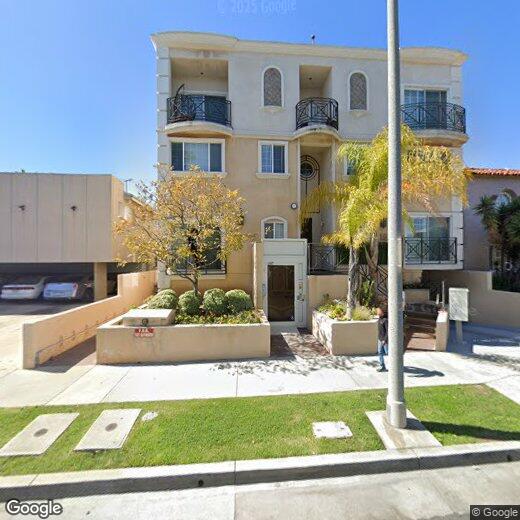 Primary Photo - 1521 S Hayworth Ave
