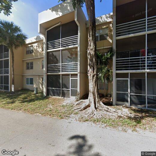 Primary Photo - 4255 N University Dr