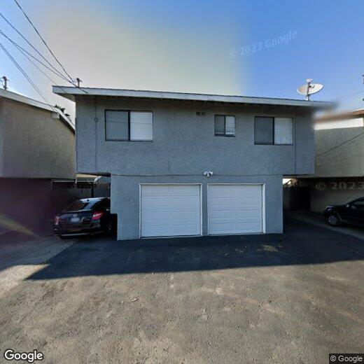 Primary Photo - 606 Victoria Ave