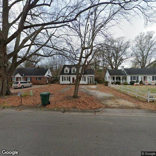 Foto principal - 1006 Panola St