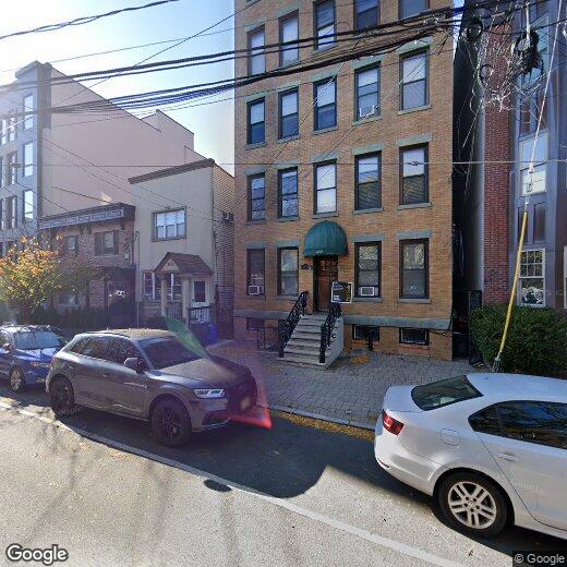Primary Photo - 608 Madison St