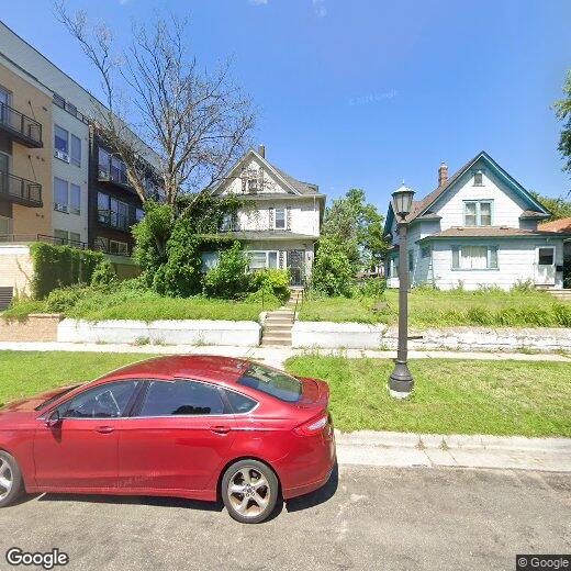 Foto principal - 1555 Carroll Ave