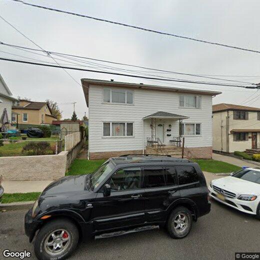 Primary Photo - 61 Bayliss St