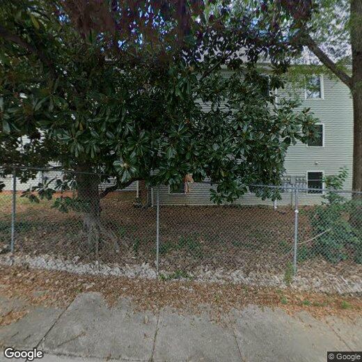 Primary Photo - 430 Queens Rd