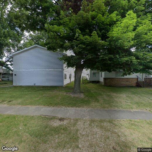 Primary Photo - 1013 Pries St