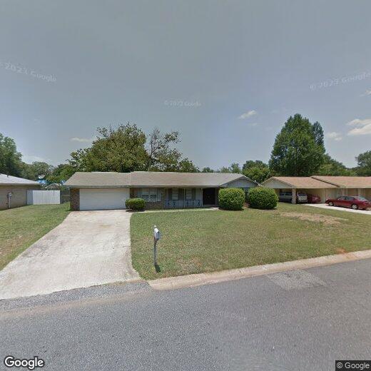 Primary Photo - 211 Gawin Dr