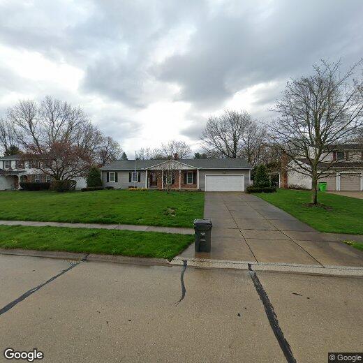 60 Spring Garden Dr, Munroe Falls, OH 44262 House Rental in Munroe