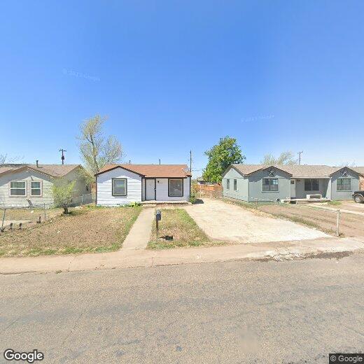 Primary Photo - 927 Columbine St