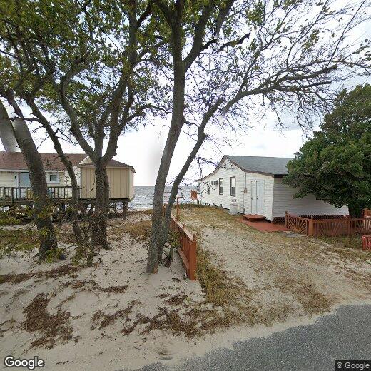 Primary Photo - 147 N Beach Dr