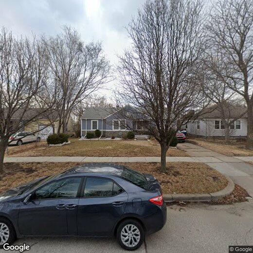 Primary Photo - 933 N Parkwood Ln