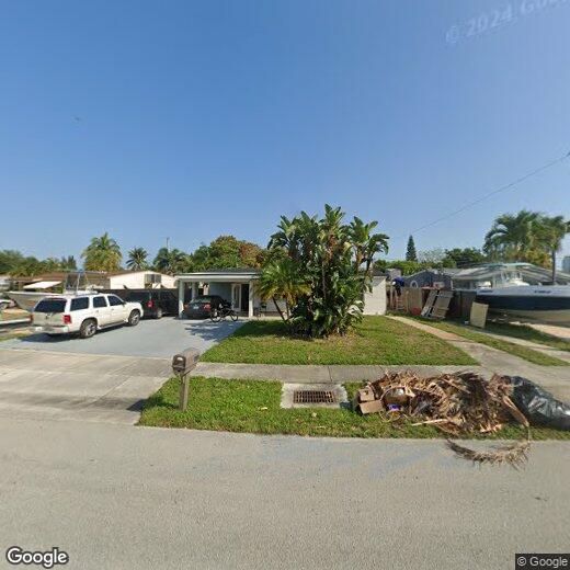 Primary Photo - 411 NE 58th Ct