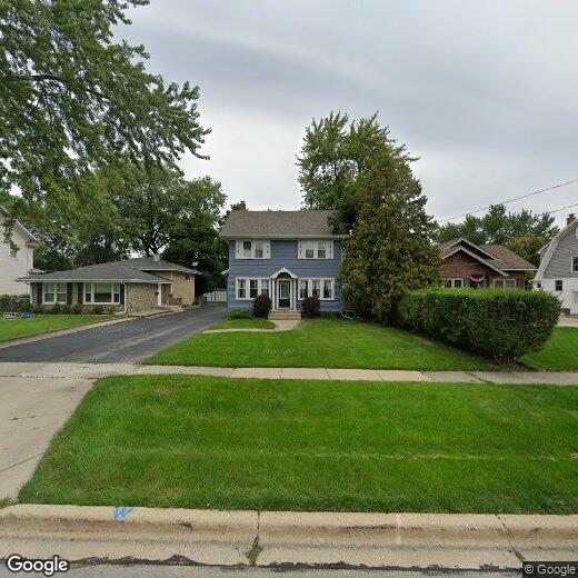 Primary Photo - 515 E Illinois St