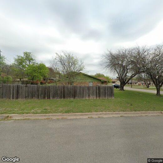 Primary Photo - 802 Yorktown Dr