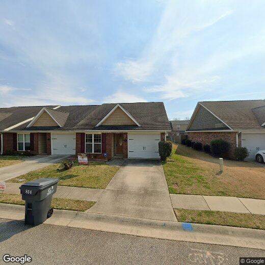 Primary Photo - 814 Bryan Cir