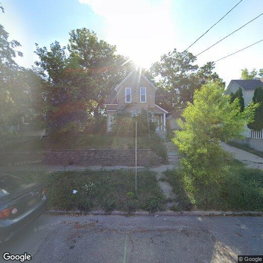 Foto principal - 741 Fremont Ave NW