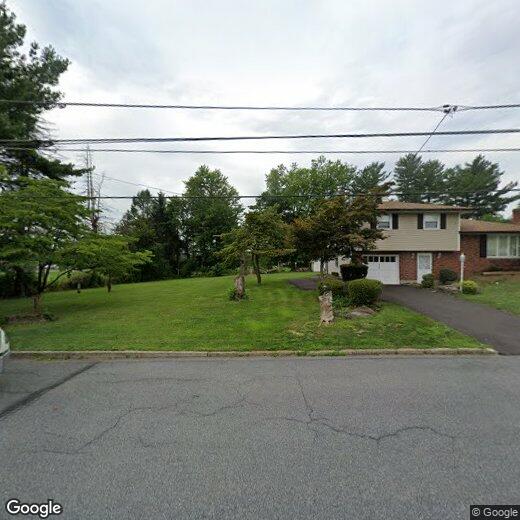 Primary Photo - 3200 Highland Dr