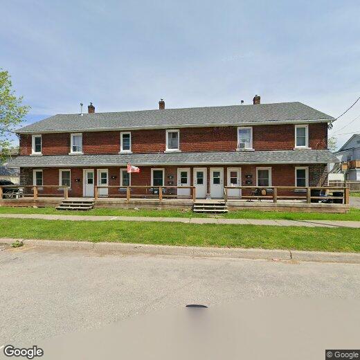 Primary Photo - 52 Louis St