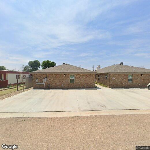 Primary Photo - 102 8th St