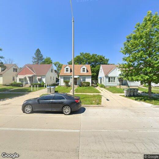 4465 N Teutonia Ave, Milwaukee, WI 53209 House Rental in Milwaukee