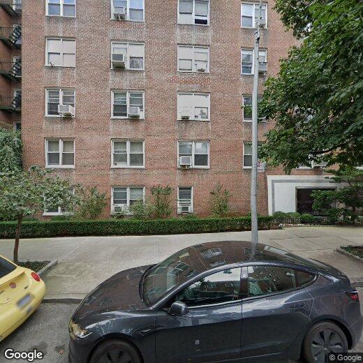 Primary Photo - 67-40 Booth St