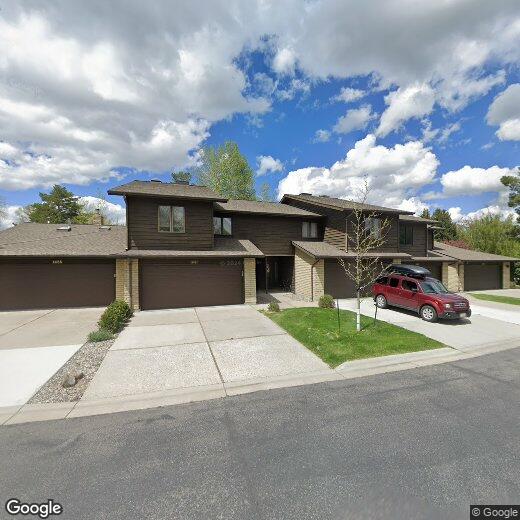 Primary Photo - 1661 S Black Ave